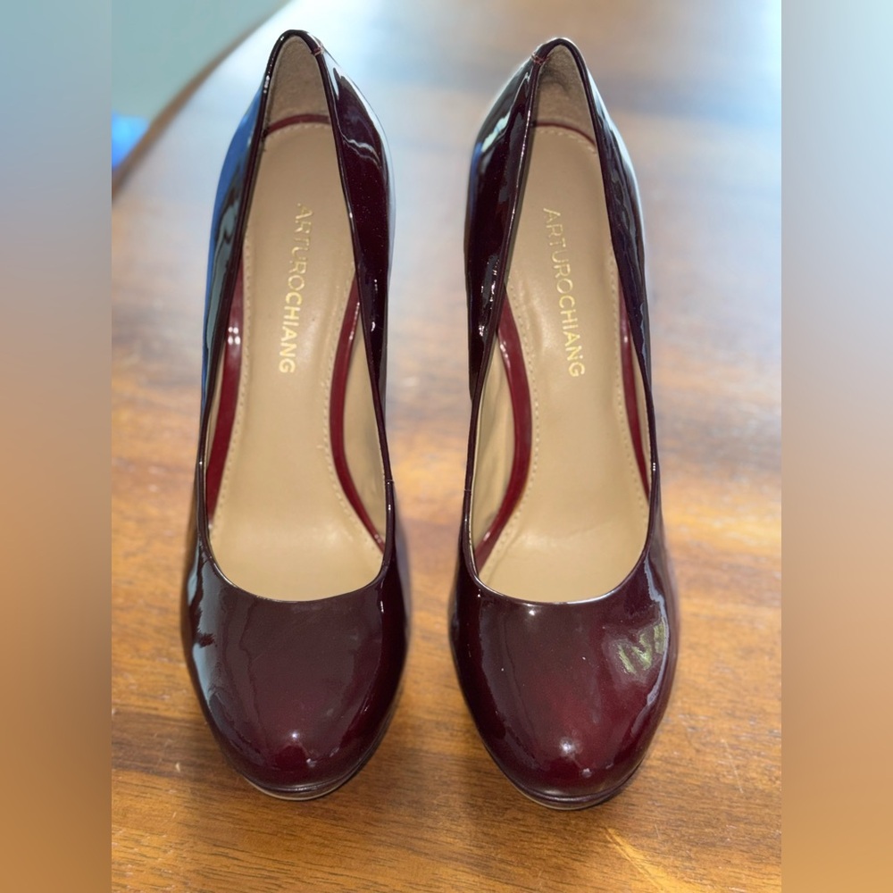 Arturo Chiang Red Patent Leather Heels
